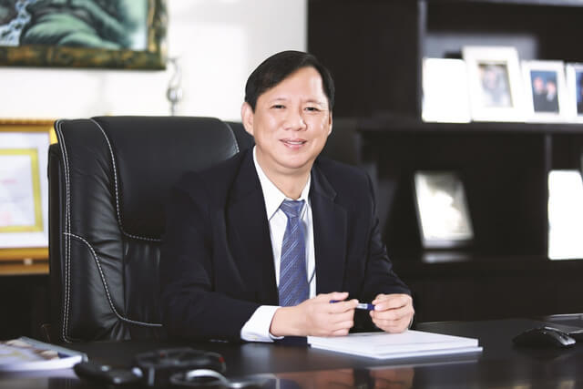Ông Trần Lệ Nguyên - Tổng Giám Đốc Tập Đoàn Kido. Ông Trần Lệ Nguyên - Tổng Giám Đốc Tập Đoàn Kido.